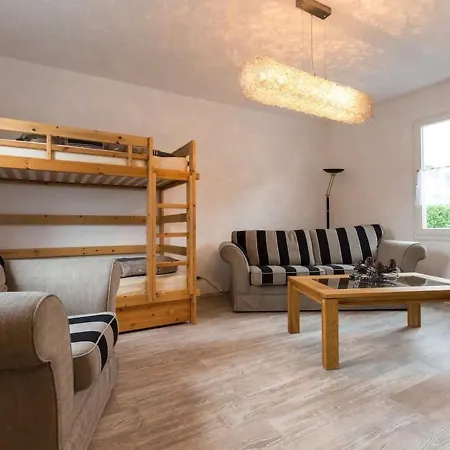 Spacious Holiday In With Garden Casa vacanze